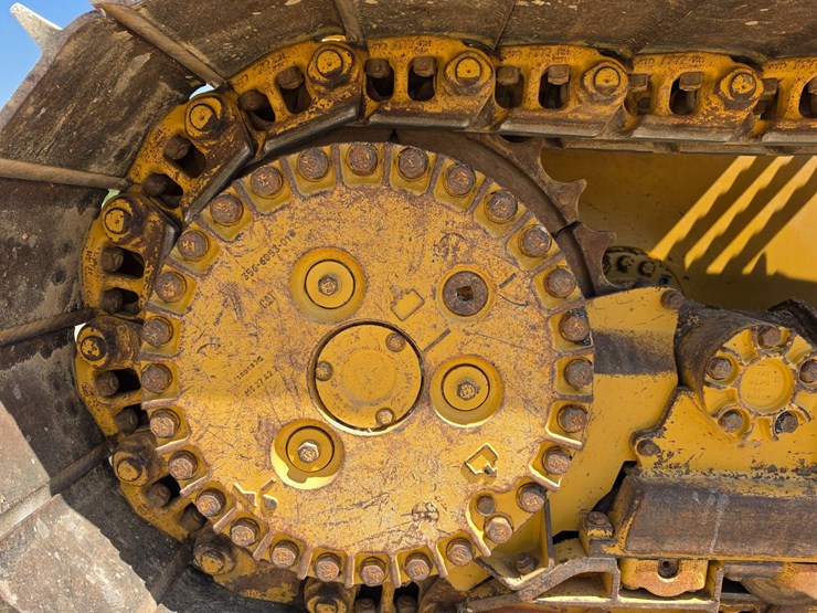 2016-caterpillar-d6k2-lgp-image-51