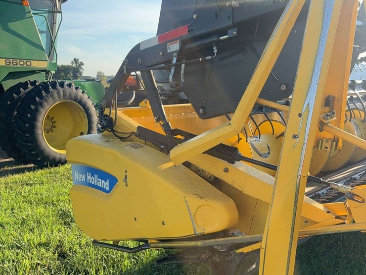 new-holland-74c-image-12