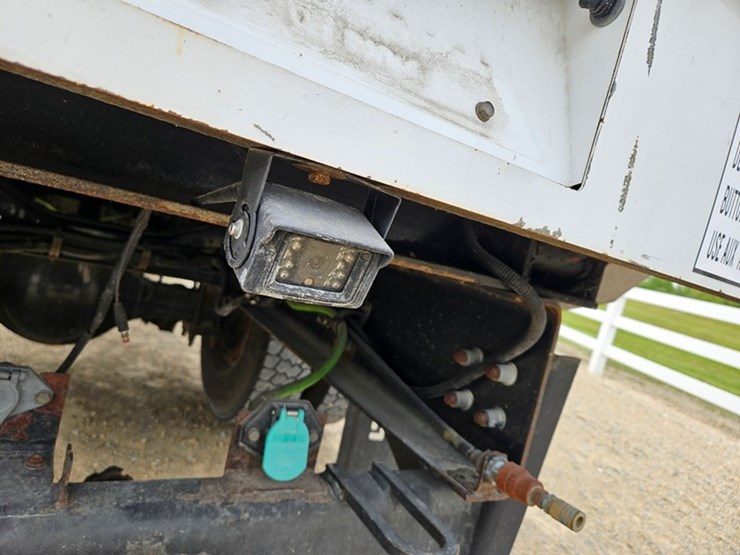 2011-international-durastar-4300-image-18