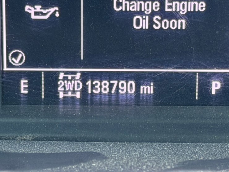 2022-chevrolet-3500hd-image-14