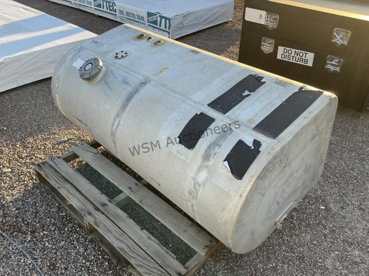 100gal-aluminum-fuel-tank-image-4