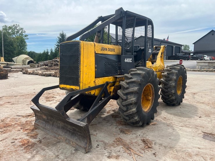 john-deere-440c-image-10