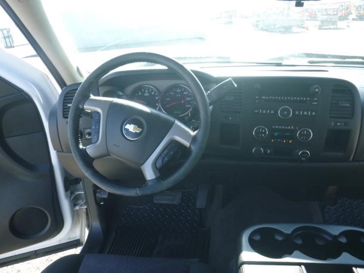 2019-chevrolet-1500-image-7