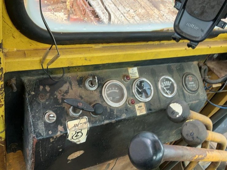 #131-•-1988-husky-brute-knuckleboom-on-truck-image-22