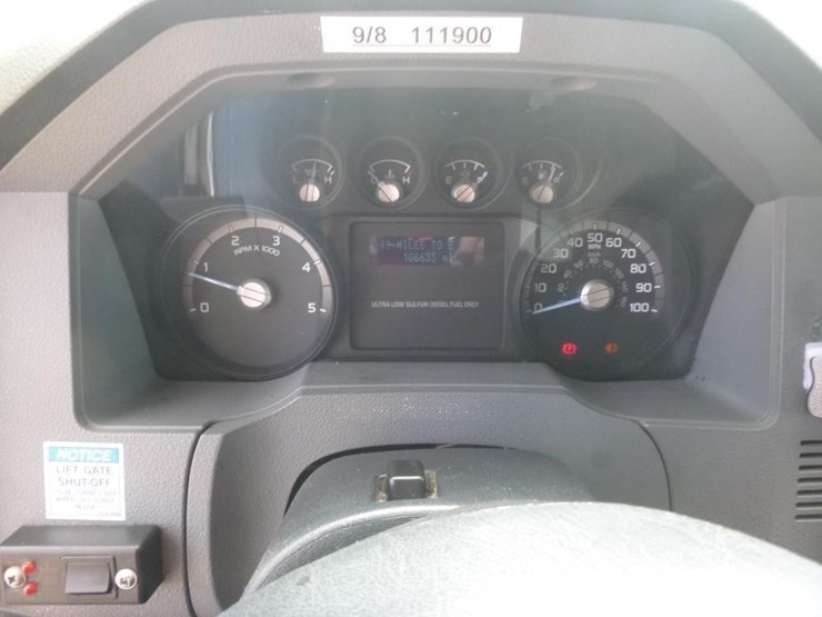 2011-ford-f750-image-21