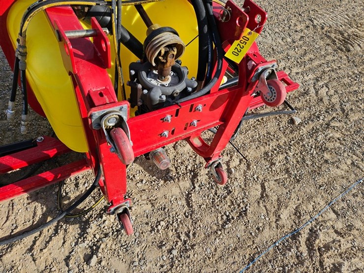 #113-•-3-pt-sprayer-image-16