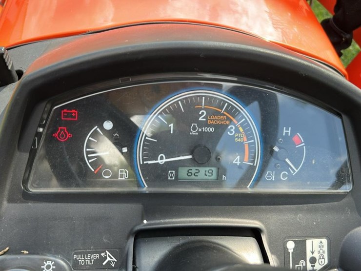 2022-kubota-bx2380-image-11