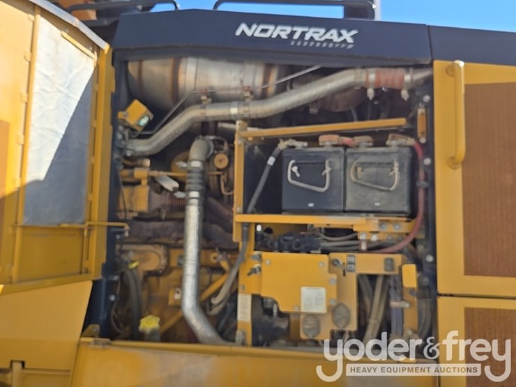 2016-deere-672gp-image-37