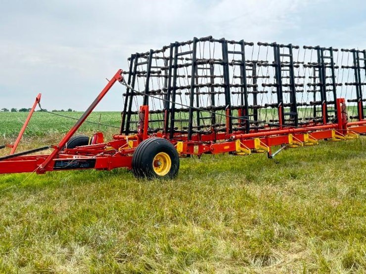 bourgault-7200-image-1
