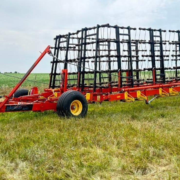 BOURGAULT 7200