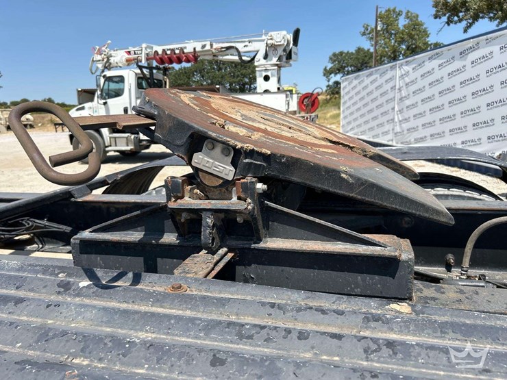 2001-mack-rd690s-image-26