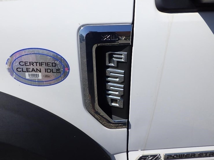2019-ford-f550-image-10