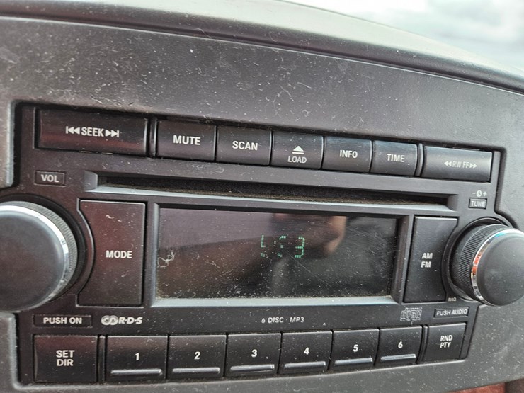 #60-•-2007-jeep-sport-utility-sedan-image-67