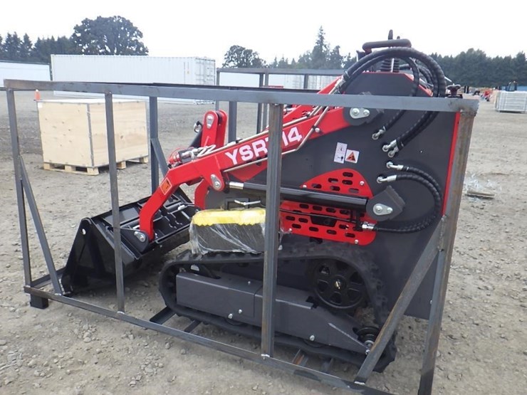 2026-agt-ysrt14-skid-steer-tracked-loader-image-2