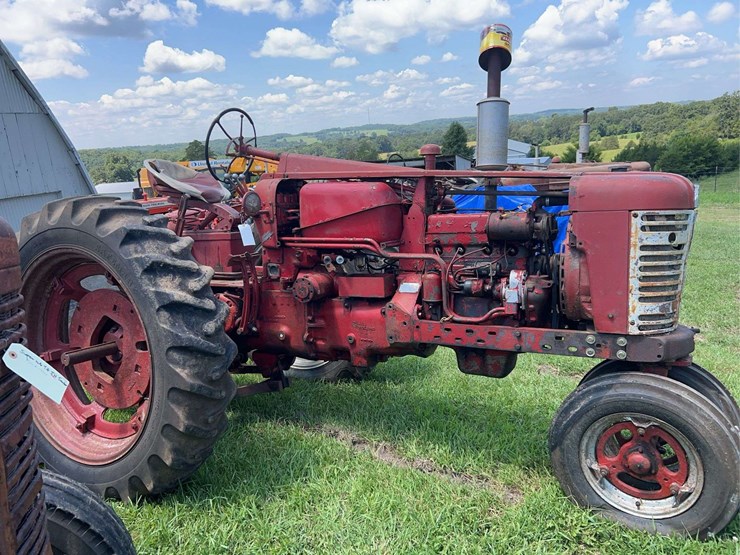 1955-farmall-300-image-6