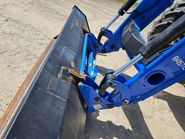 new-holland-t6.155-image-11