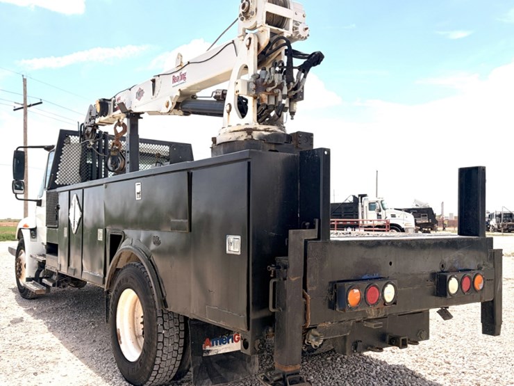 2010-international-durastar-4300-image-7