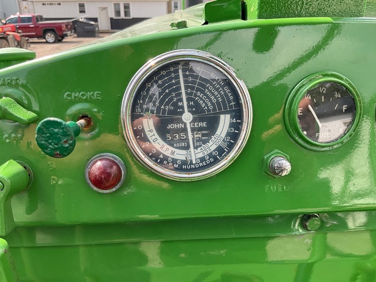 1956-john-deere-80-image-27