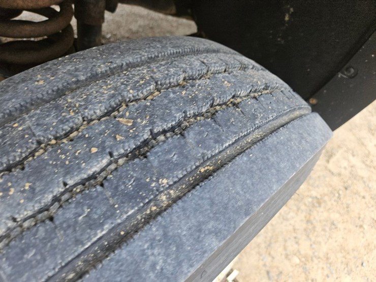 2009-ford-f550-image-41