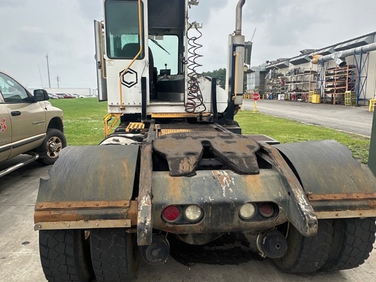 2011-capacity-tj5000-image-28