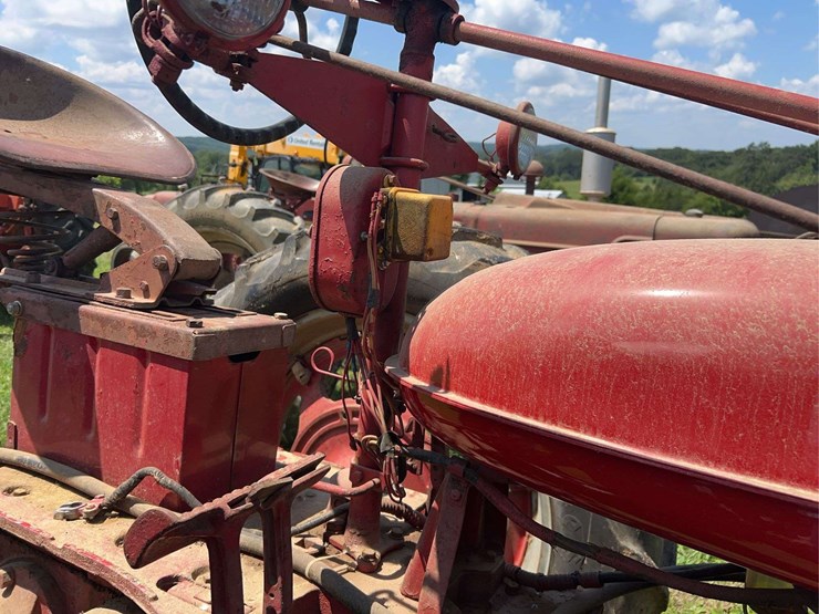 1954-farmall-super-h-image-20