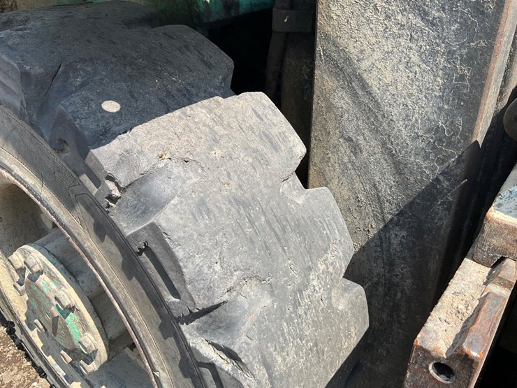 mitsubishi-fg25-image-35