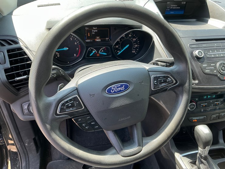2017-ford-escape-se-image-20