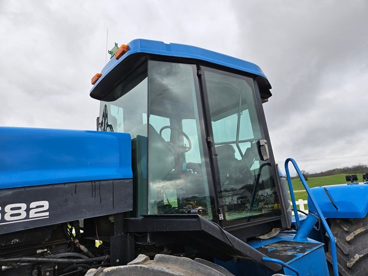 new-holland-9682-image-25