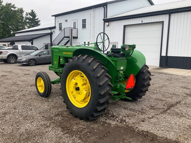 1955-john-deere-70-image-3