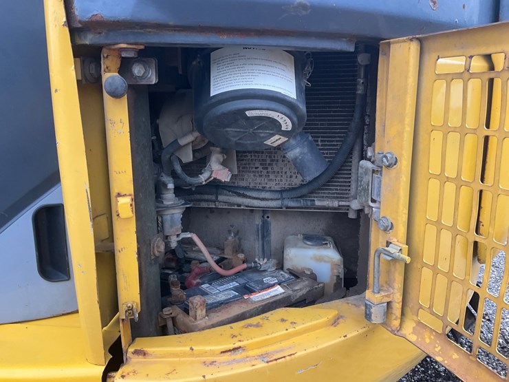 2006-komatsu-pc138us-lc-image-51