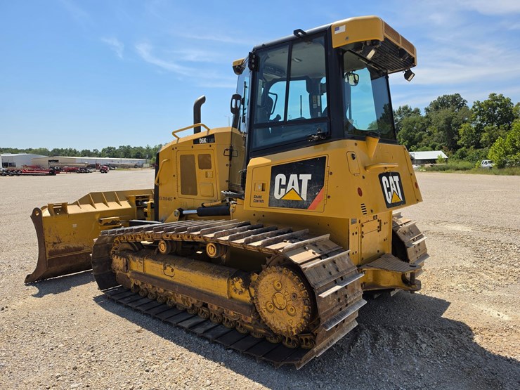 2016-caterpillar-d6k2-lgp-image-5