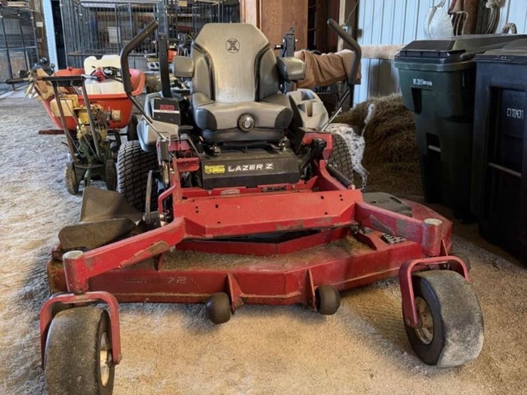 #660-•-exmark-lazer-z-zero-turn-mower-image-1