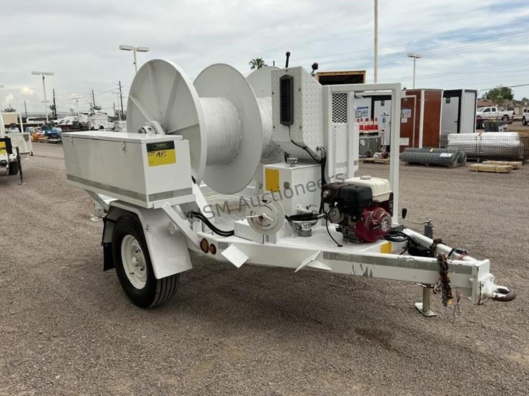 2004-az-aerial-reel-trailer-image-4