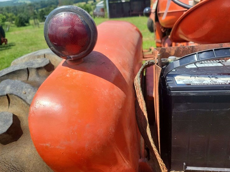 1961-allis-chalmers-d12-image-20
