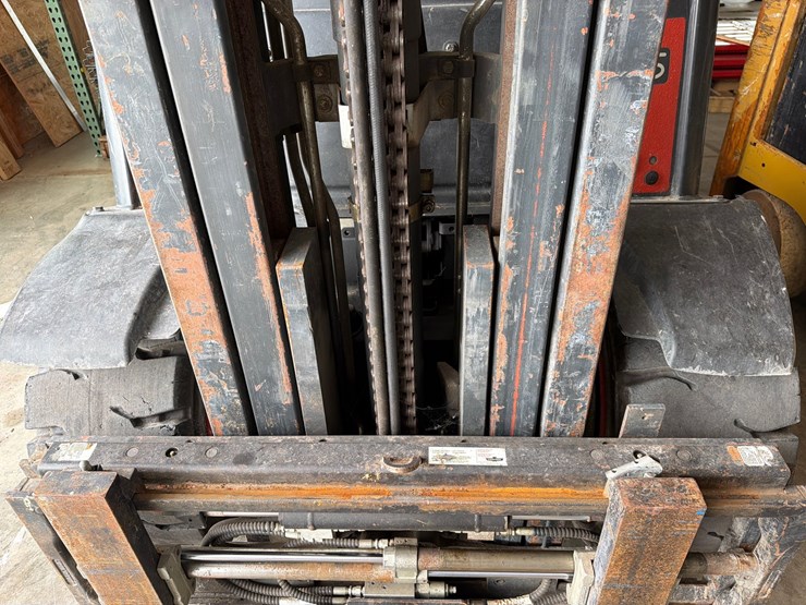 2012-linde-h25t-image-16