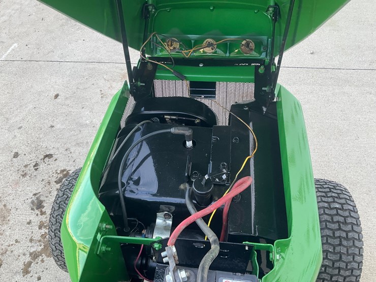 john-deere-214-image-15