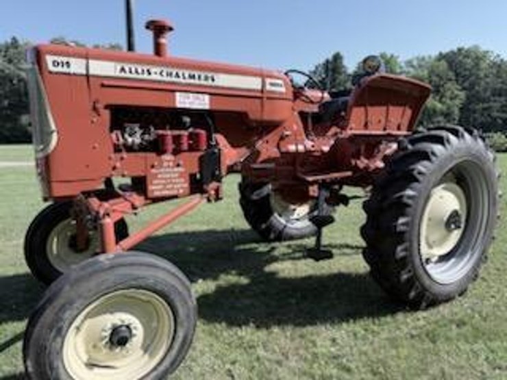 #6052-•-1964-allis-chalmers-d-19-high-crop-tractor---off-site-image-1
