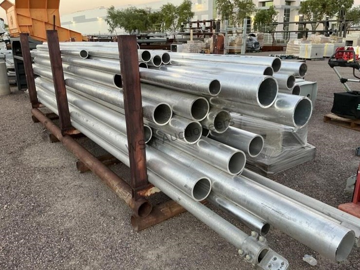 large-rack-of-asst-aluminum-pipe-image-2