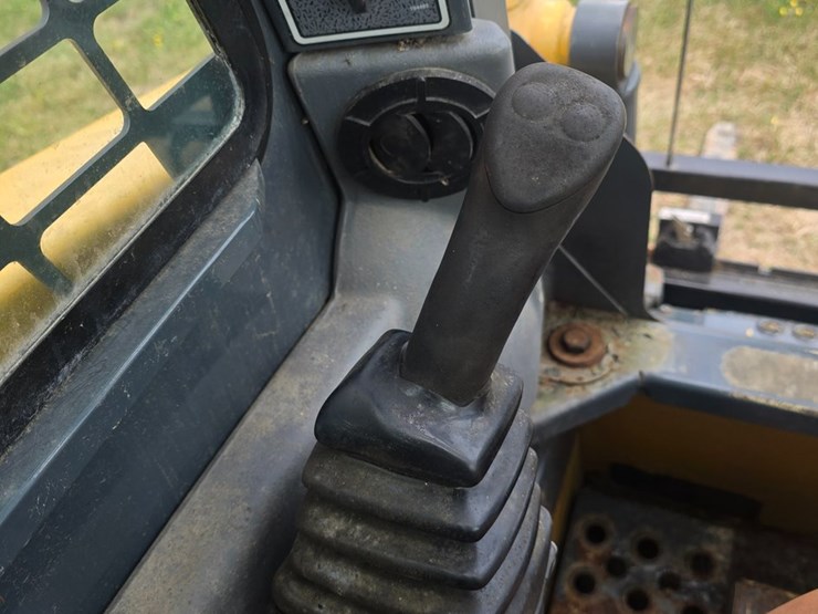 #470-•-gehl-skid-steer-image-12