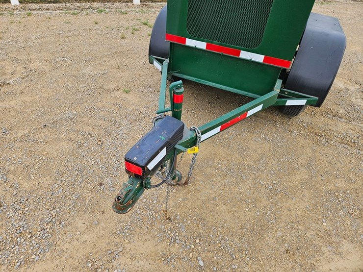 #130-•-empire-300-gjw-8e-tandem-axle-towable-generator-image-9