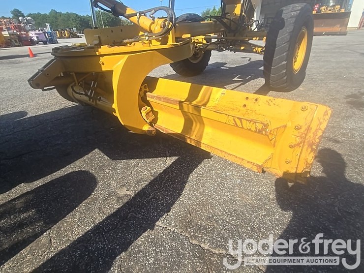 2019-caterpillar-140m3-image-21