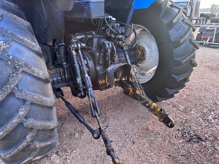 new-holland-ts100-image-5