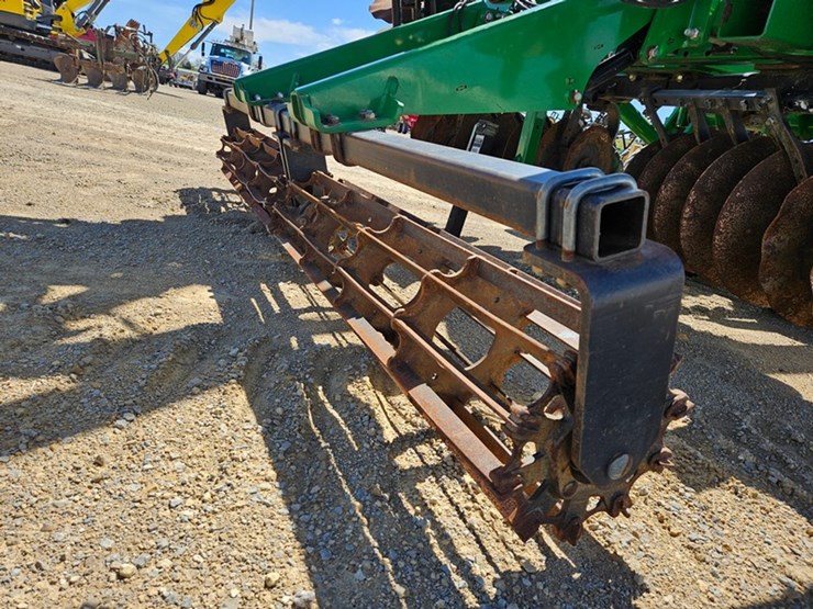 john-deere-2623vt-image-39