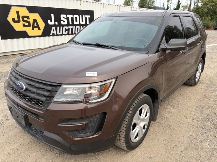 2017-ford-explorer-image-1