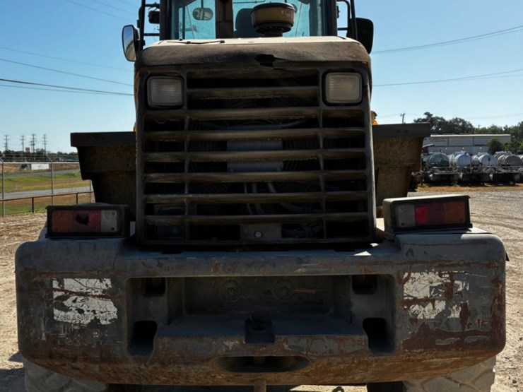 2005-komatsu-wa320-image-5