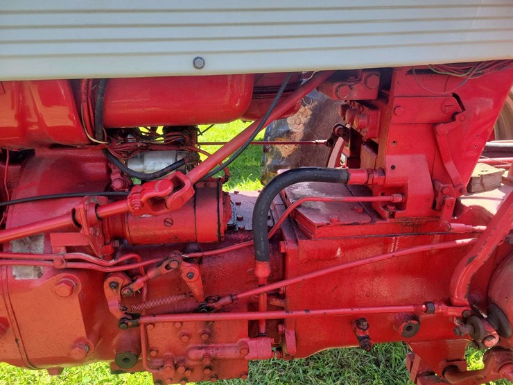1959-farmall-560-diesel-image-12