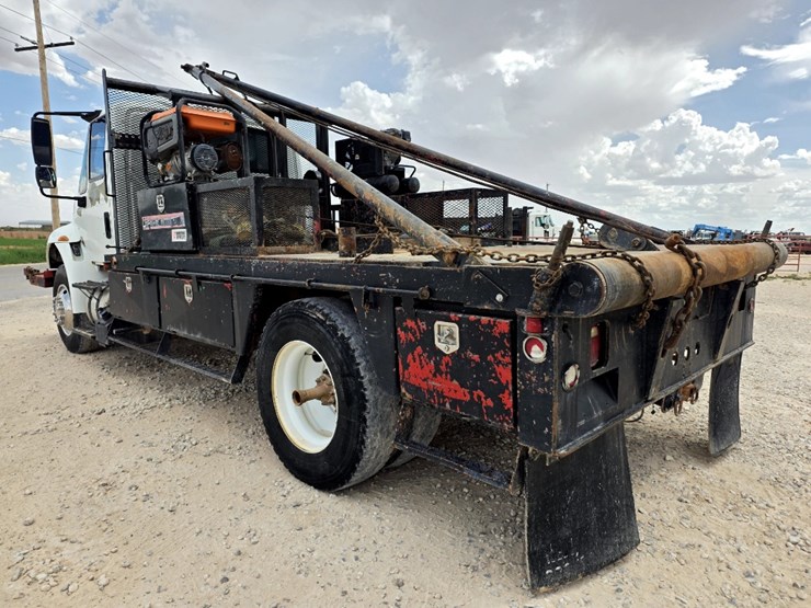 2016-international-durastar-4300-image-7