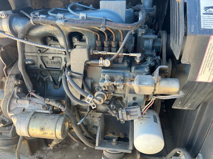 2004-bobcat-334d-image-41