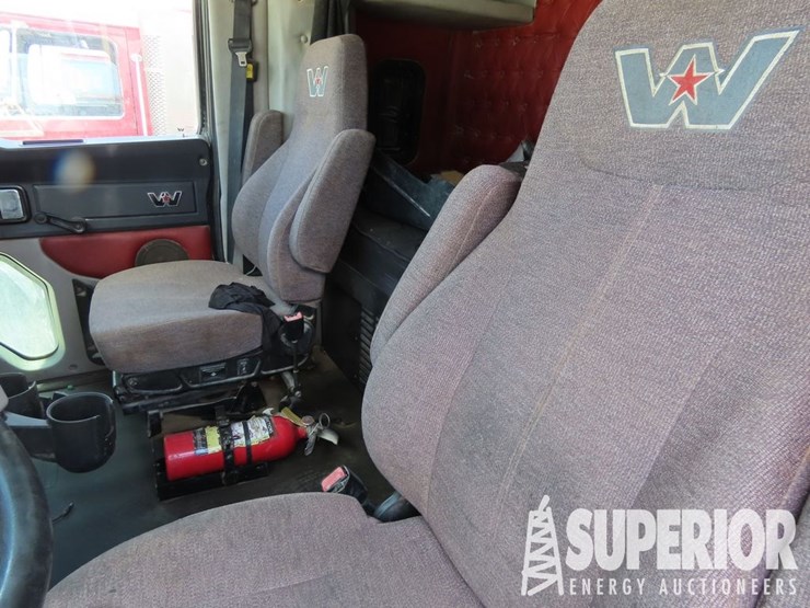 2015-western-star-4900-image-10