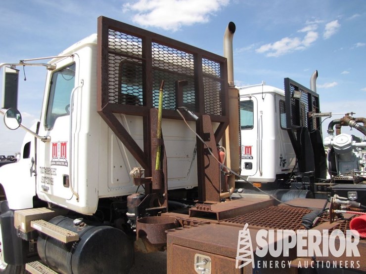 2007-massey-ferguson-8-image-5
